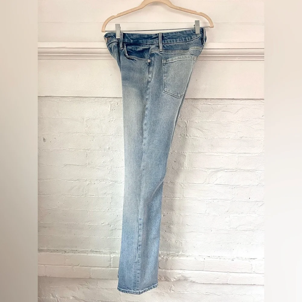 Frame Le Mini Boot in Kerwin Wash Mid Rise Light Wash NWOT Size 28 - Picture 6 of 16